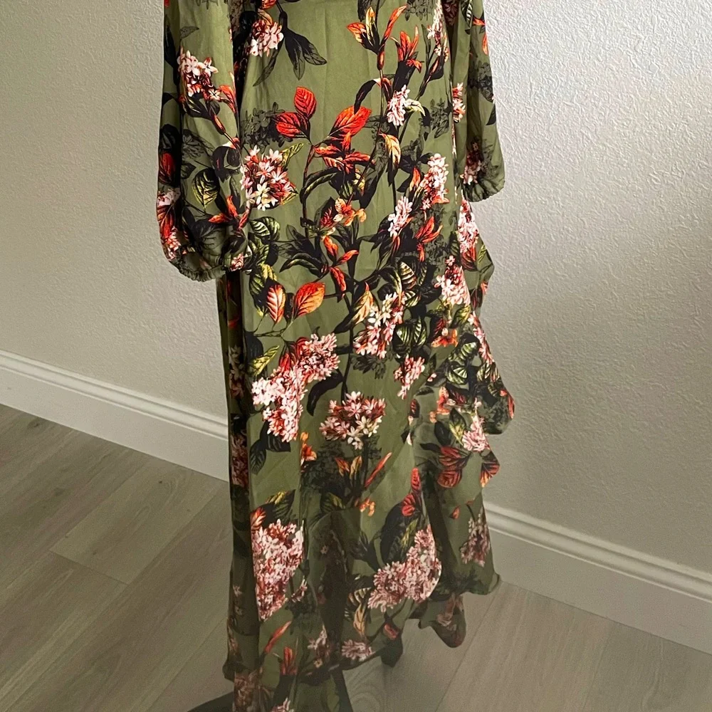 GIGI PARKER • Ruffled Long Sleeve Wrap Dress Safari Floral Deep Lichen Green NWT - Picture 8 of 13
